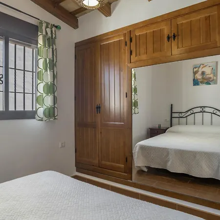 Holiday home Cortijo Entrepinares Conil De La Frontera