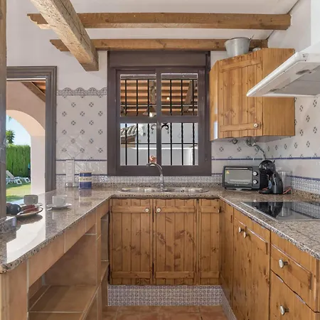 Holiday home Cortijo Entrepinares *