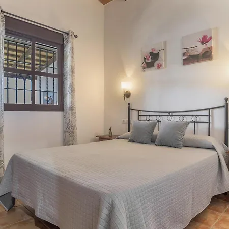 Cortijo Entrepinares Holiday home Conil De La Frontera