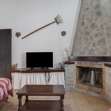 Holiday home Cortijo Entrepinares *