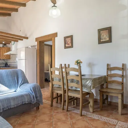 Holiday home Cortijo Entrepinares