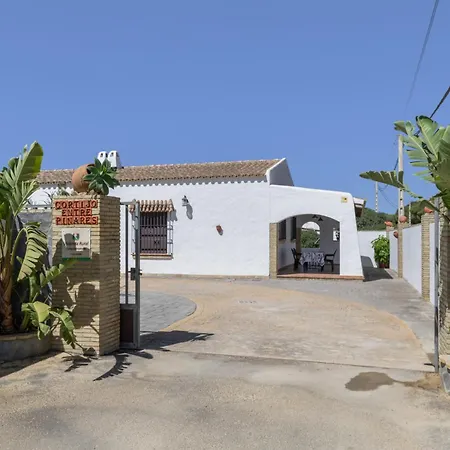 Holiday home Cortijo Entrepinares *