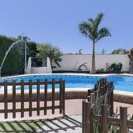 Holiday home Cortijo Entrepinares Conil De La Frontera