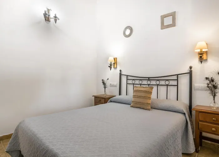 Cortijo Entrepinares Holiday home