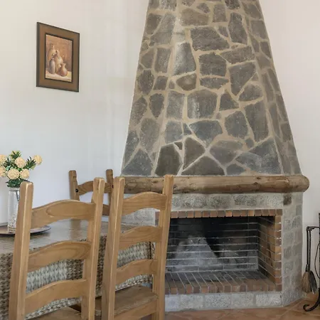 度假居 Cortijo Entrepinares 科尼尔-德拉弗龙特拉