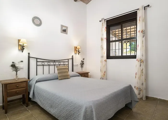 Cortijo Entrepinares Коніль-де-ла-Фронтера