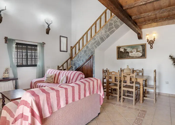 Cortijo Entrepinares * Коніль-де-ла-Фронтера