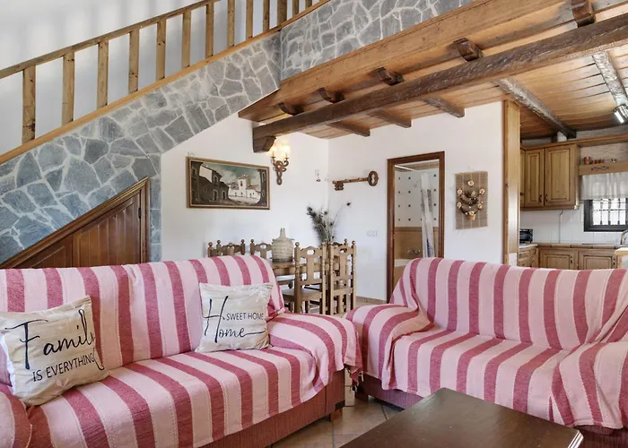 Cortijo Entrepinares Casa de Férias